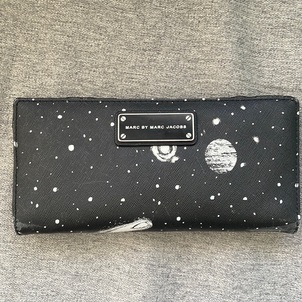 Marc by Marc Jacobs space long wallet